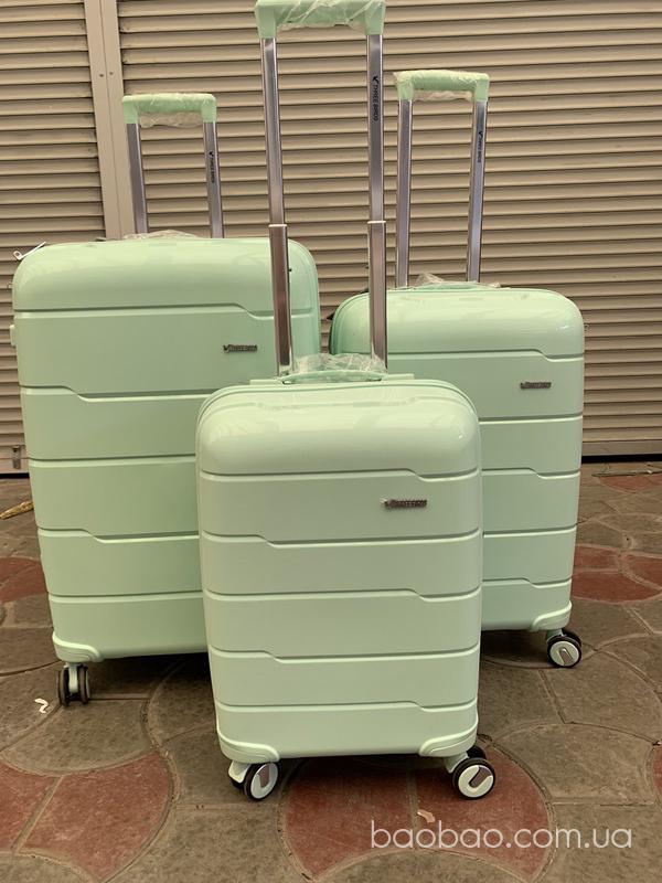 Изображение товара: Three birds Комплект чемоданов  мятного цвета